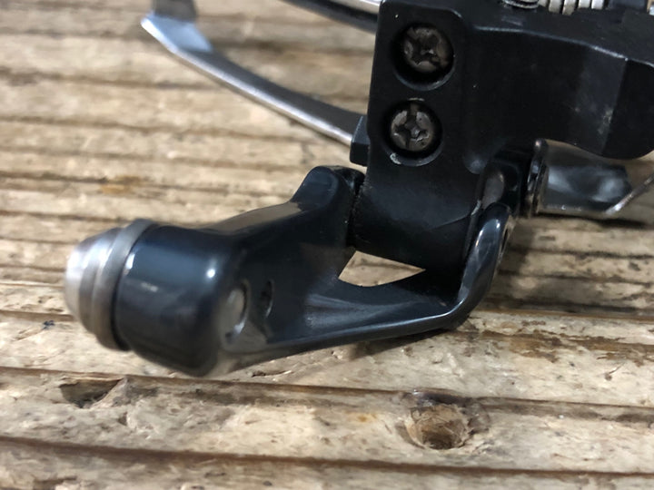 JU686 シマノ SHIMANO アルテグラ ULTEGRA FD-6800 フロントディレイラー 直付