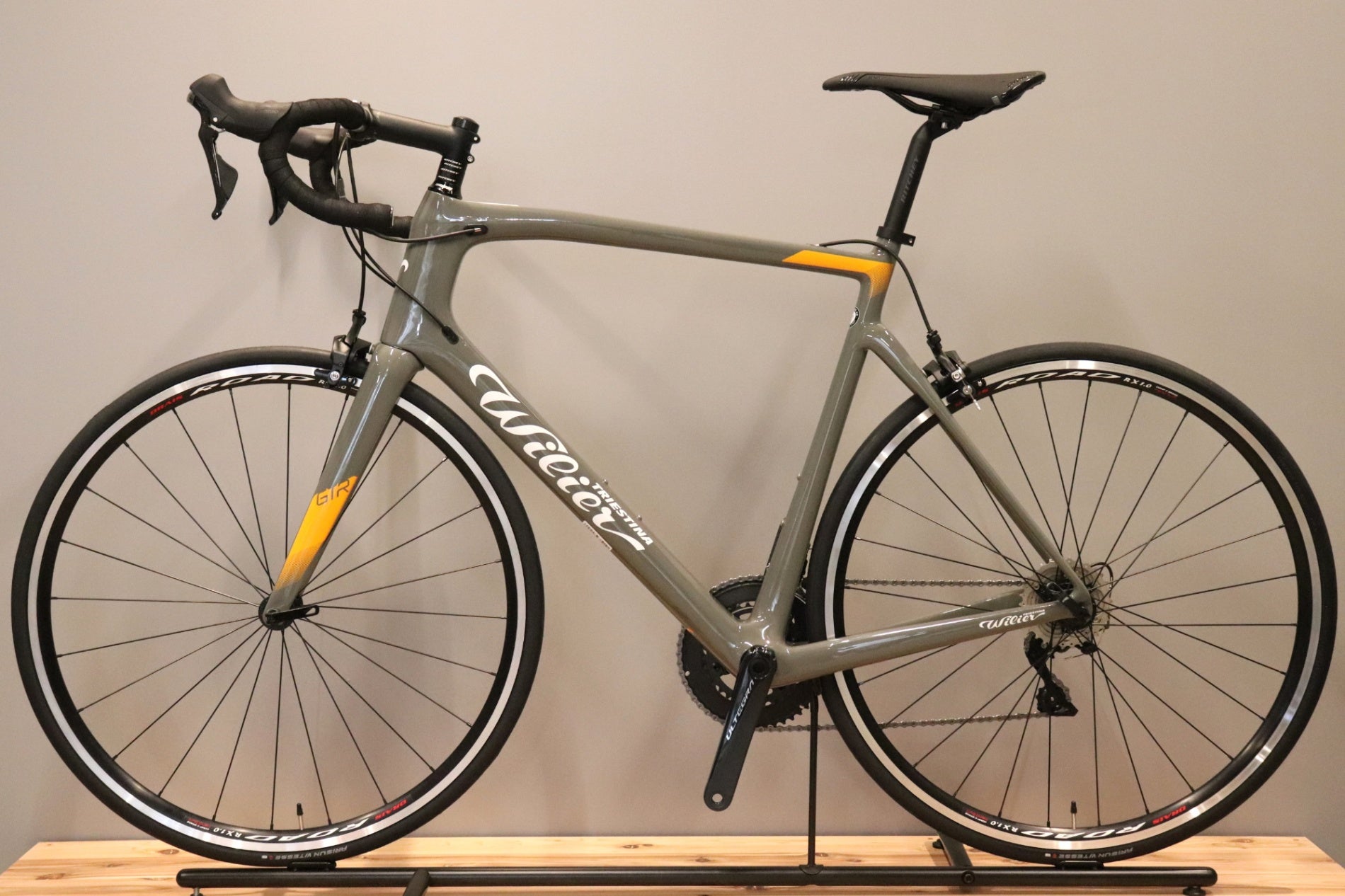 WILIER GRANTURISMO グランツーリスモ GRANTURISMO SLR | BIKES | Wilier Japan