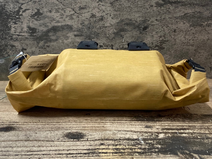 JX818 EVOC HANDLEBAR PACK BOA L ハンドルバーバッグ