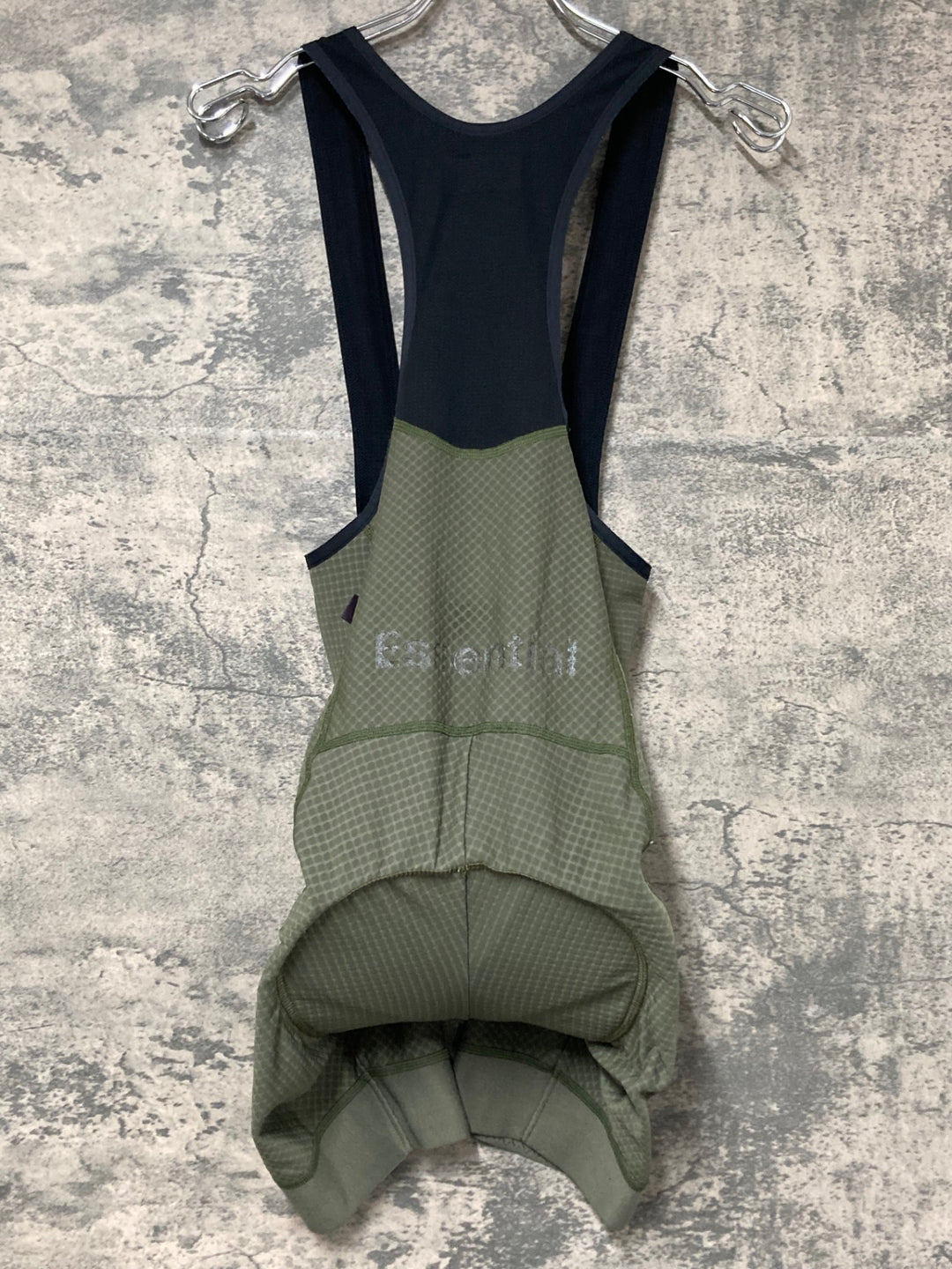 KJ324 パスノーマルスタジオ PAS NORMAL STUDIOS Essential bibs ビブショーツ オリーブ XS