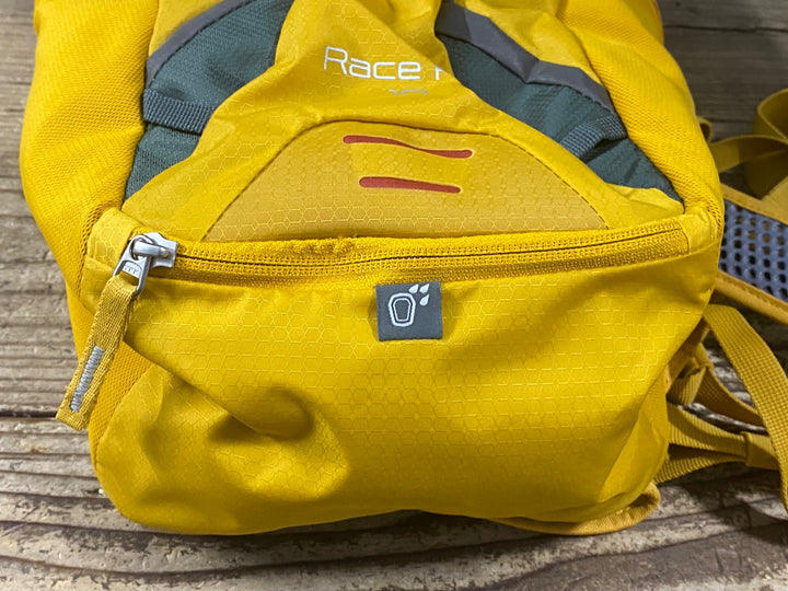 KL093 ドイター deuter RACE AIR 10 リュック バックパック マスタード