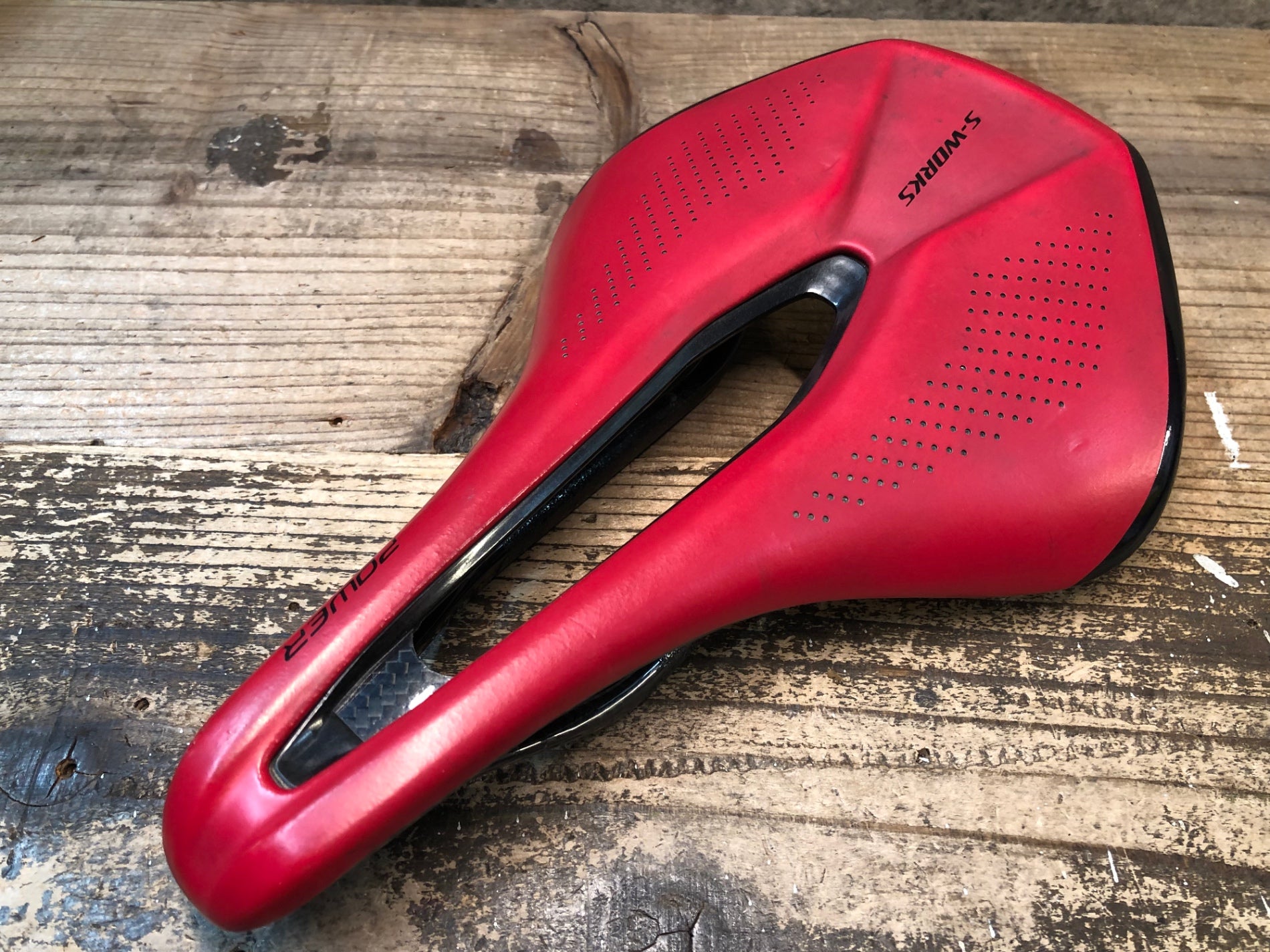 未使用品　S-WORKS POWER ARCサドル レッド155 JA466 スペシャライズド SPECIALIZED S-WORKS POWER サドル 赤