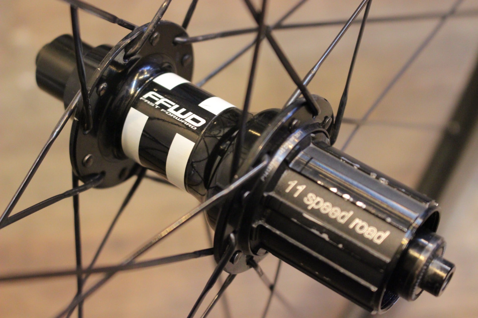 ファストフォワード FFWD F6R アルミ/カーボン クリンチャーホイール