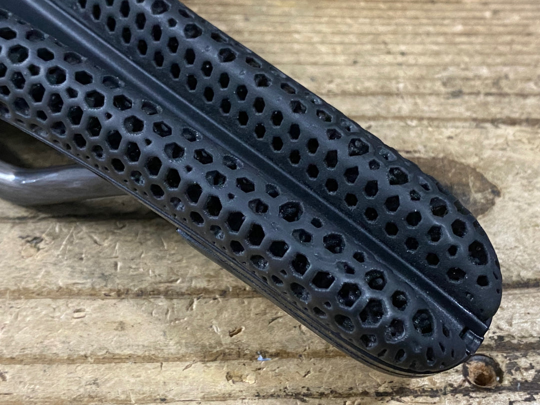 KO853 フィジーク fizik ANTARES VERSUS EVO R1 ADAPTIVE サドル カーボンレール 139mm