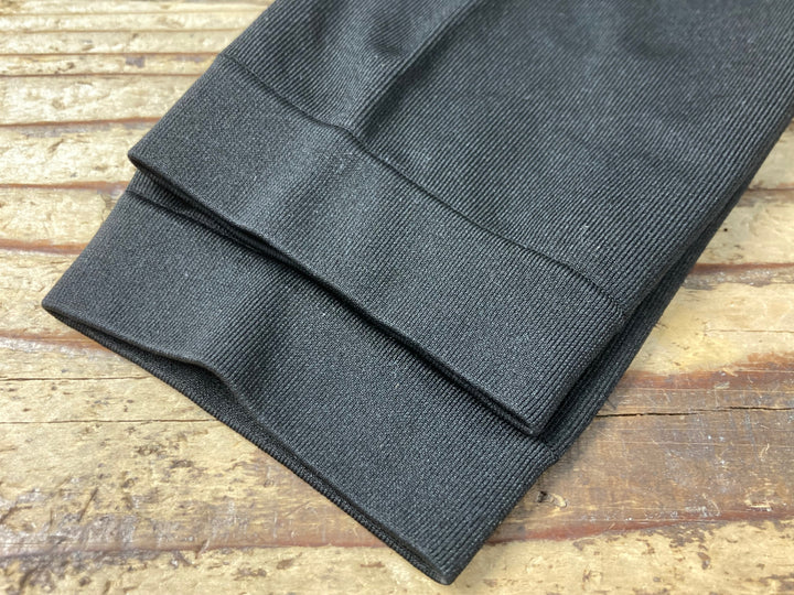 KQ179 アソス ASSOS 裏起毛 レッグウォーマー 黒 サイズ1