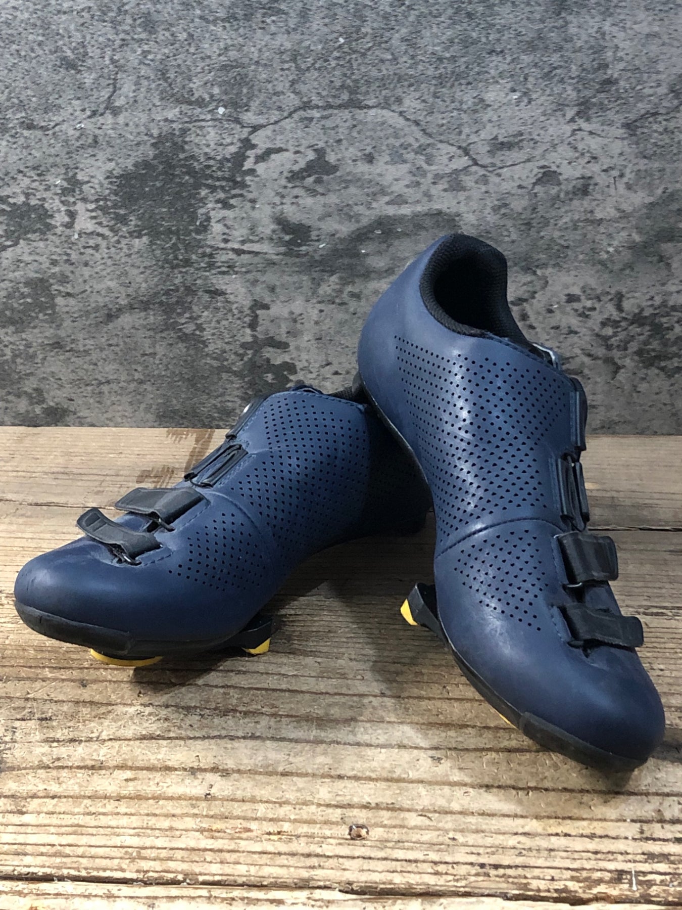 fizik tempo EUR 40 ビンディングシューズ JZ704 フィジーク fizik R4 ビンディングシューズ 紺 EU41 – BICI