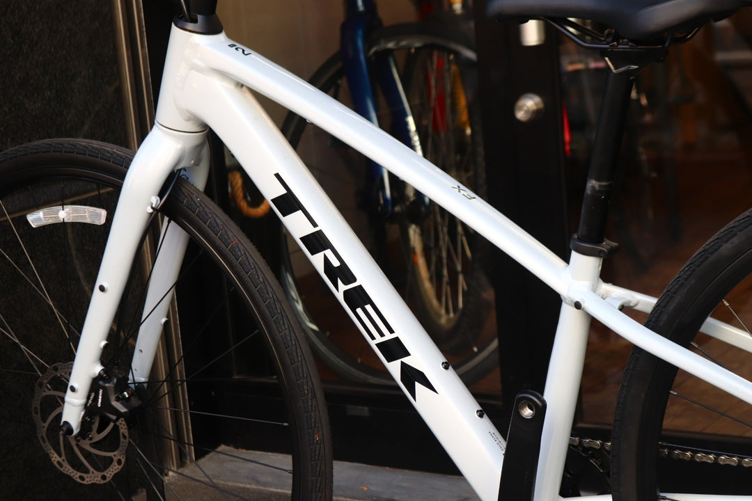 トレック TREK FX2 gen4 2026モデル XSサイズ シマノ デオーレ M4100 10S MIX アルミ クロスバイク 【東京南麻布店】