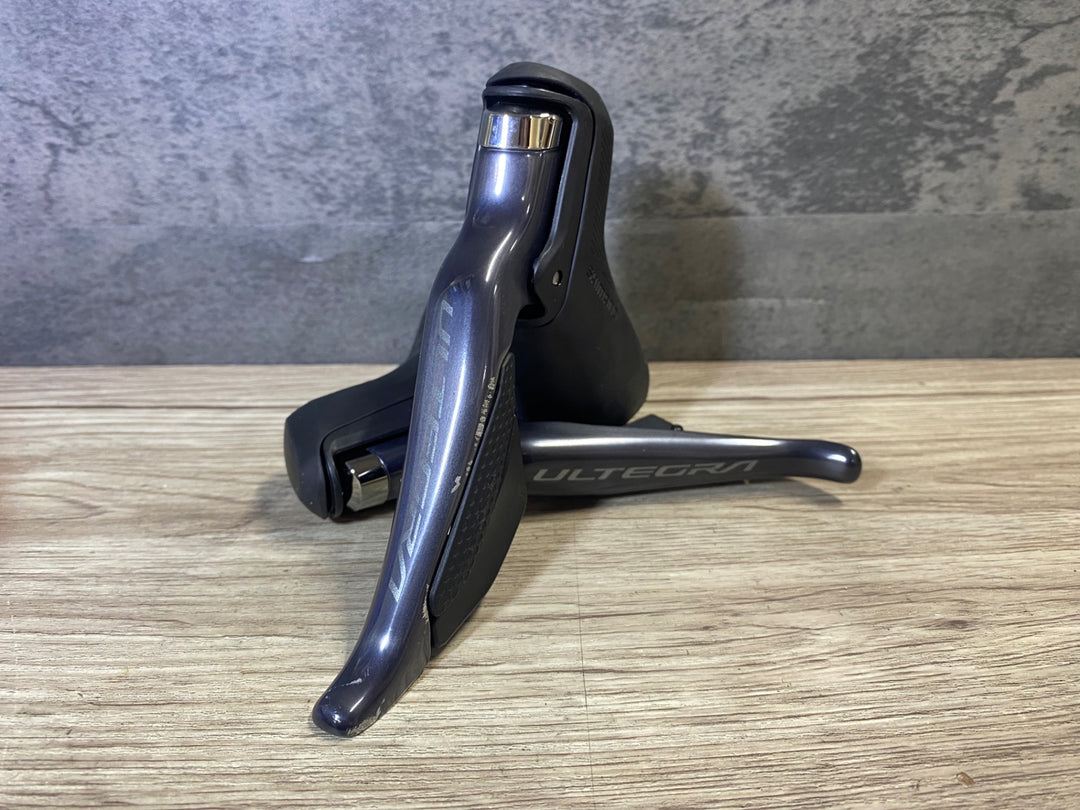 JT545 シマノ SHIMANO アルテグラ ULTEGRA ST-R8150 STIレバー 左右セット ※ガリ傷