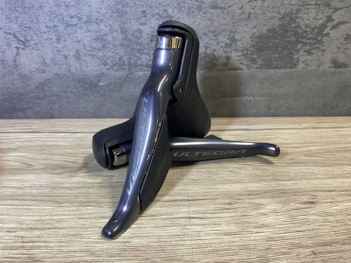JT545 シマノ SHIMANO アルテグラ ULTEGRA ST-R8150 STIレバー 左右セット ※ガリ傷