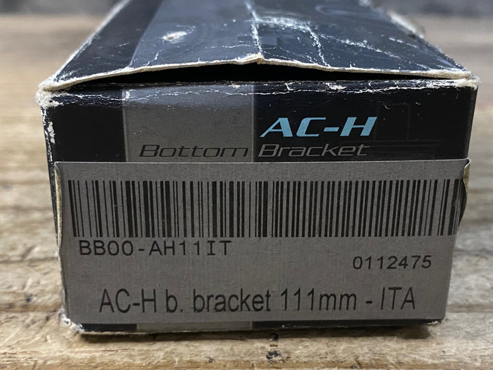KK652 カンパニョーロ CAMPAGNOLO AC-H ボトムブラケット ITA スクエアテーパー 軸長111MM BB00-AH11IT