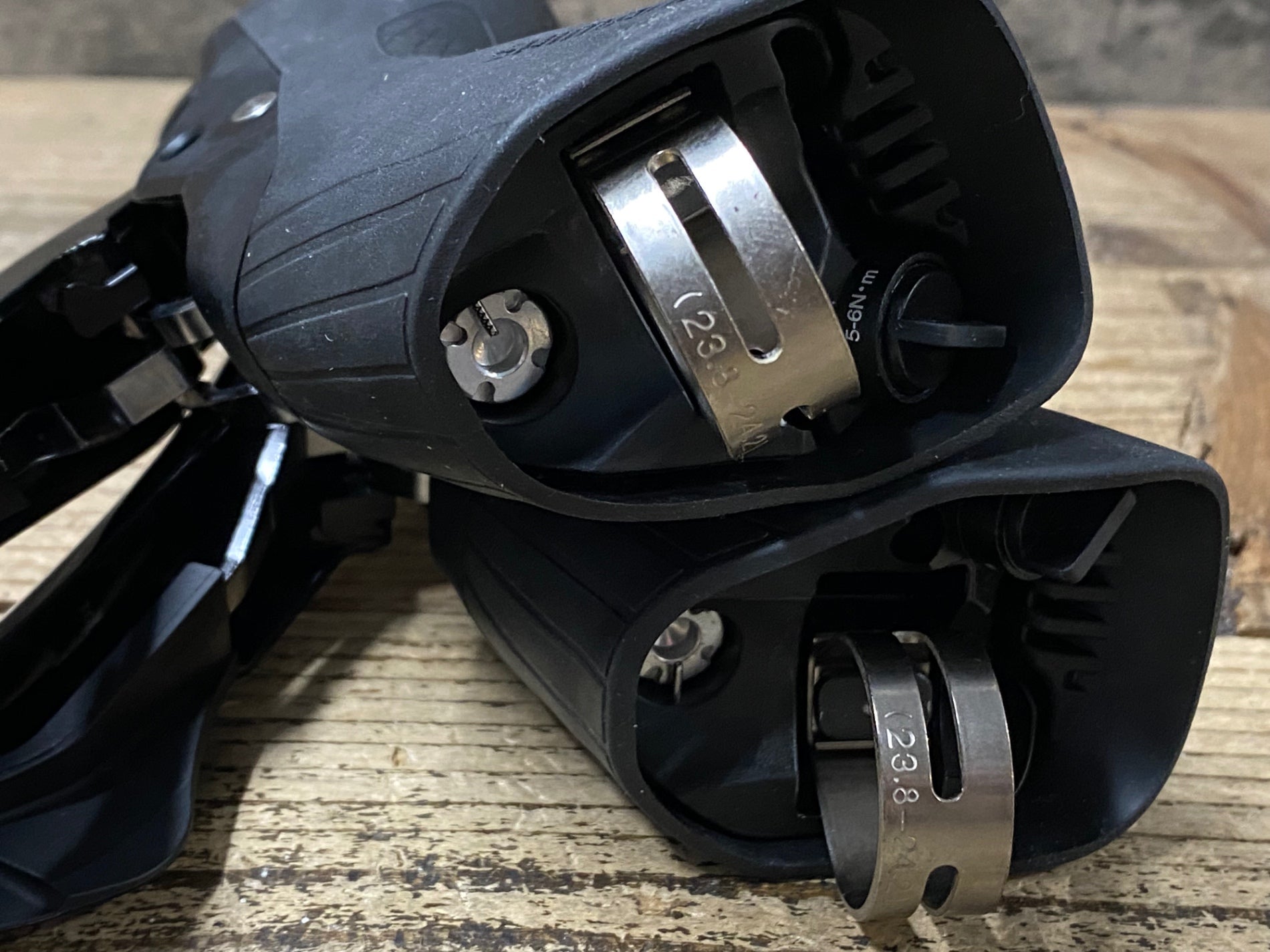 JU983 シマノ SHIMANO 105 ST-R7020 STIレバー セット 2x11s 油圧 後期
