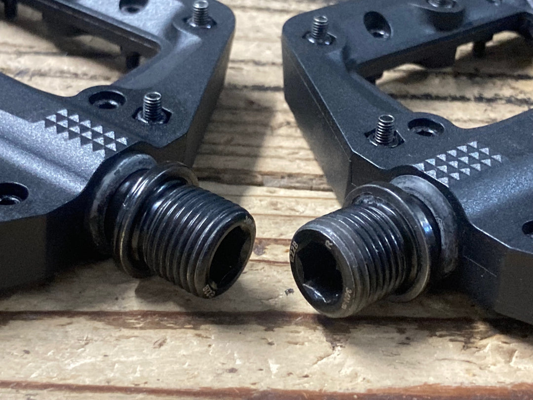 JZ531 クランクブラザーズ CrankBrothers STAMP 1 フラットペダル 黒