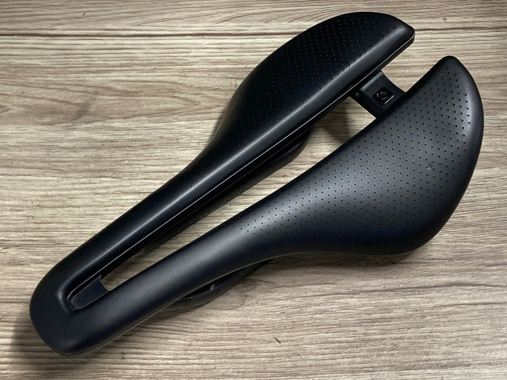 KF383 ボントレガー BONTRAGER AEOLUS PRO サドル 黒 145mm CARBONレール