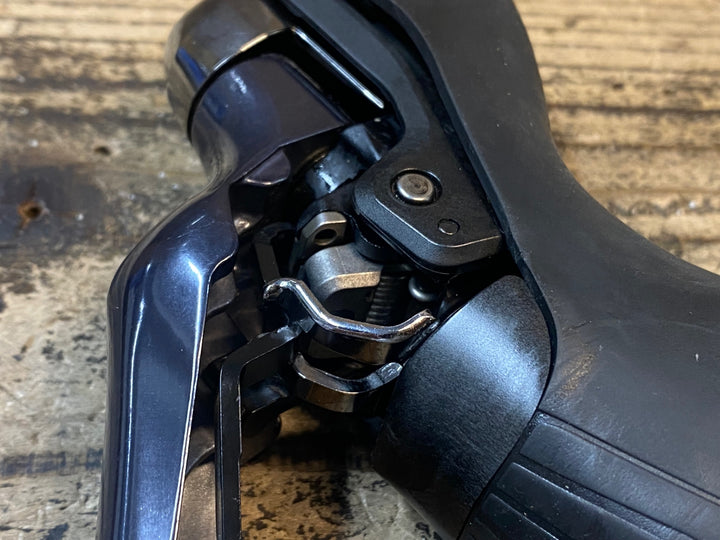 JL069 シマノ SHIMANO アルテグラ ULTEGRA ST-R8025 STIレバー 右