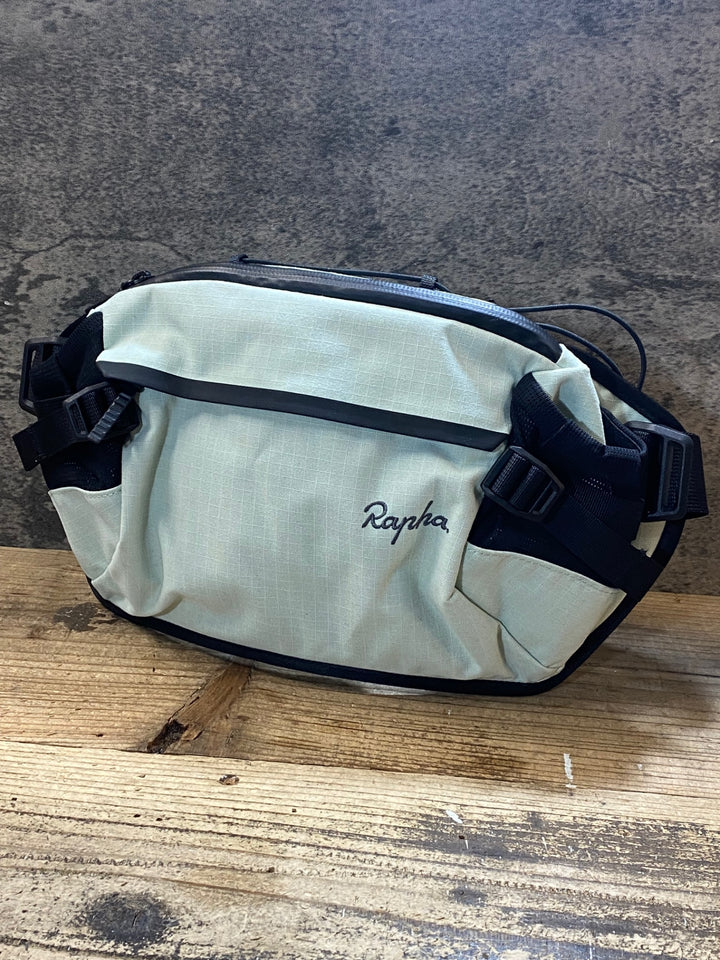 JW718 ラファ Rapha TRAIL HIP PACK ウエストポーチ 白 黒