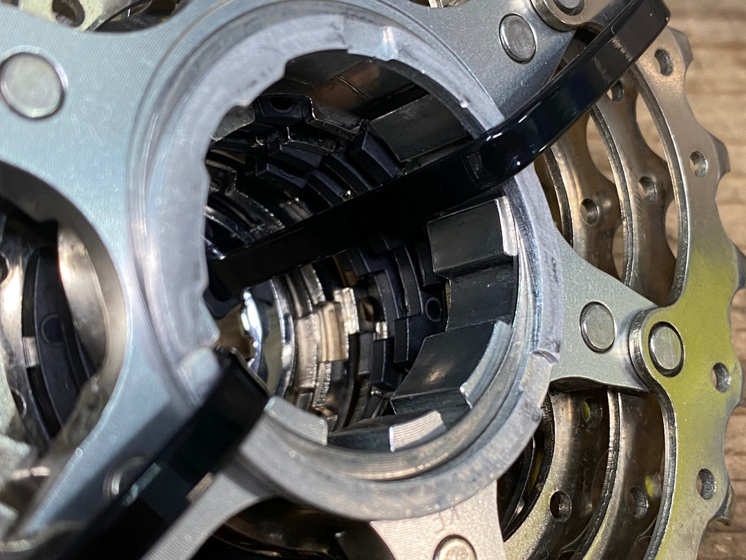 GZ974 シマノ SHIMANO 105 CS-5700 スプロケット 12-25T 10S