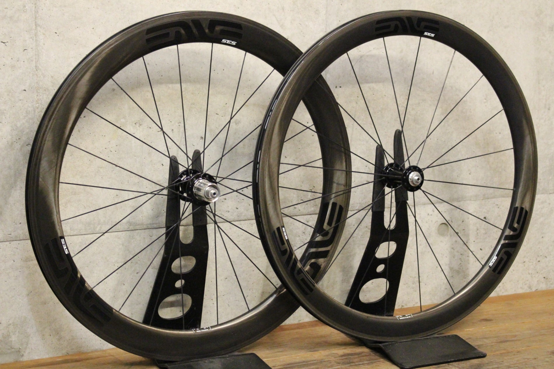 エンヴィ ENVE SES4.5 カーボン クリンチャー ホイールセット シマノ11