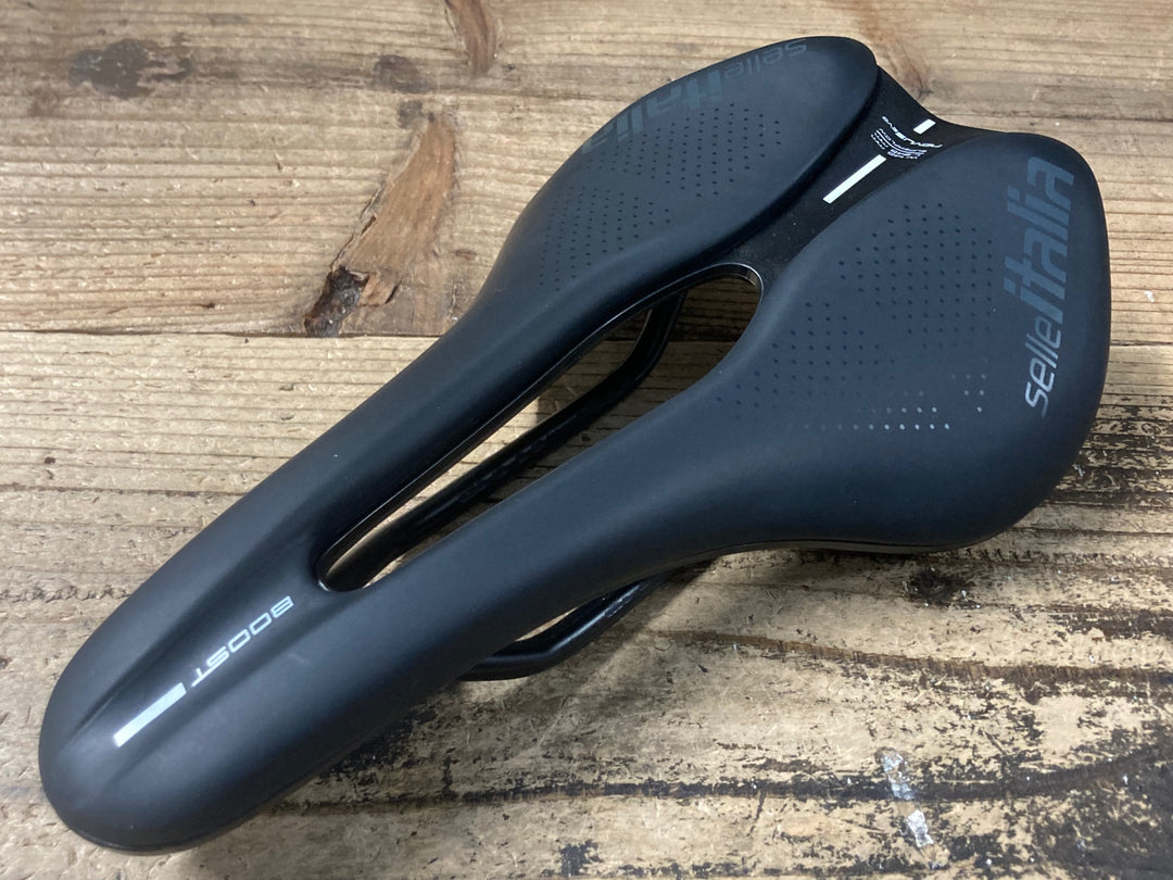 KM391 セライタリア selle italia BOOST NOVUS EVO サドル 黒 145mm