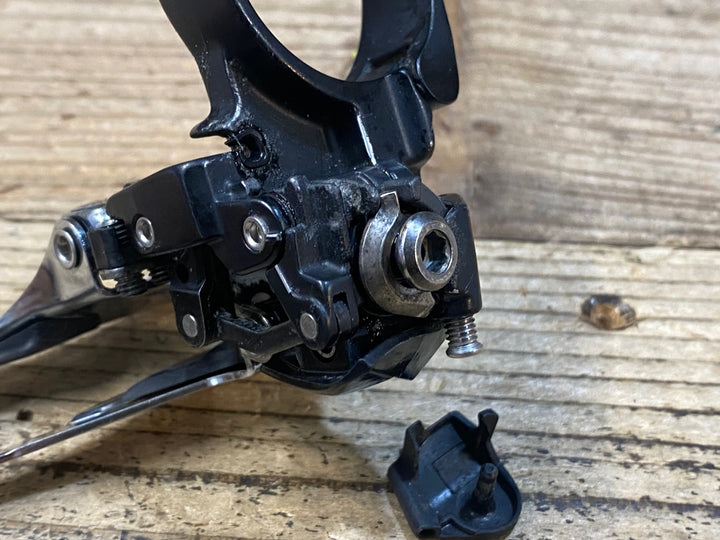 JN018 シマノ SHIMANO 105 FD-R7000 フロントディレイラー バンド Φ31.8