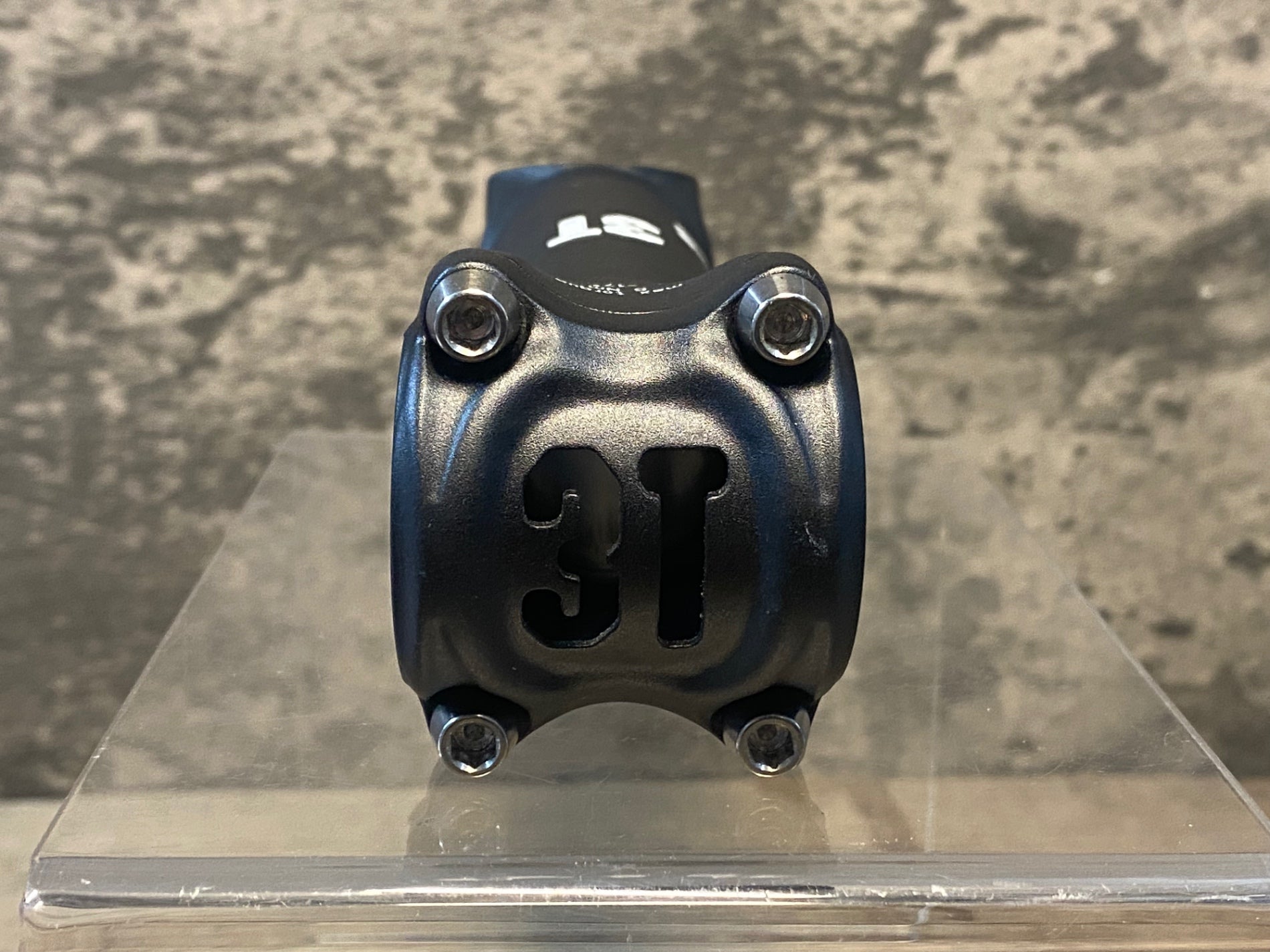 JL017 3T ARX-TEAM アルミ ステム 黒 赤 110mm Φ31.8 OS -17° – BICI