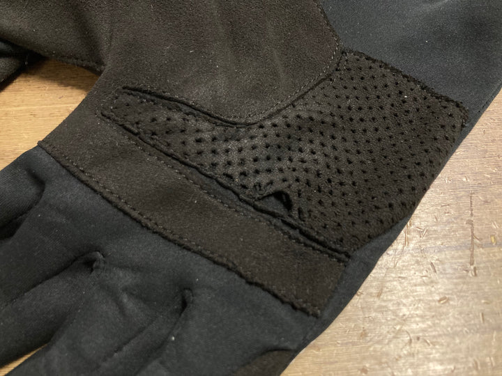 KD627 ラファ Rapha PRO TEAM GLOVES 長指 ウィンターグローブ 黒 サイズ不明