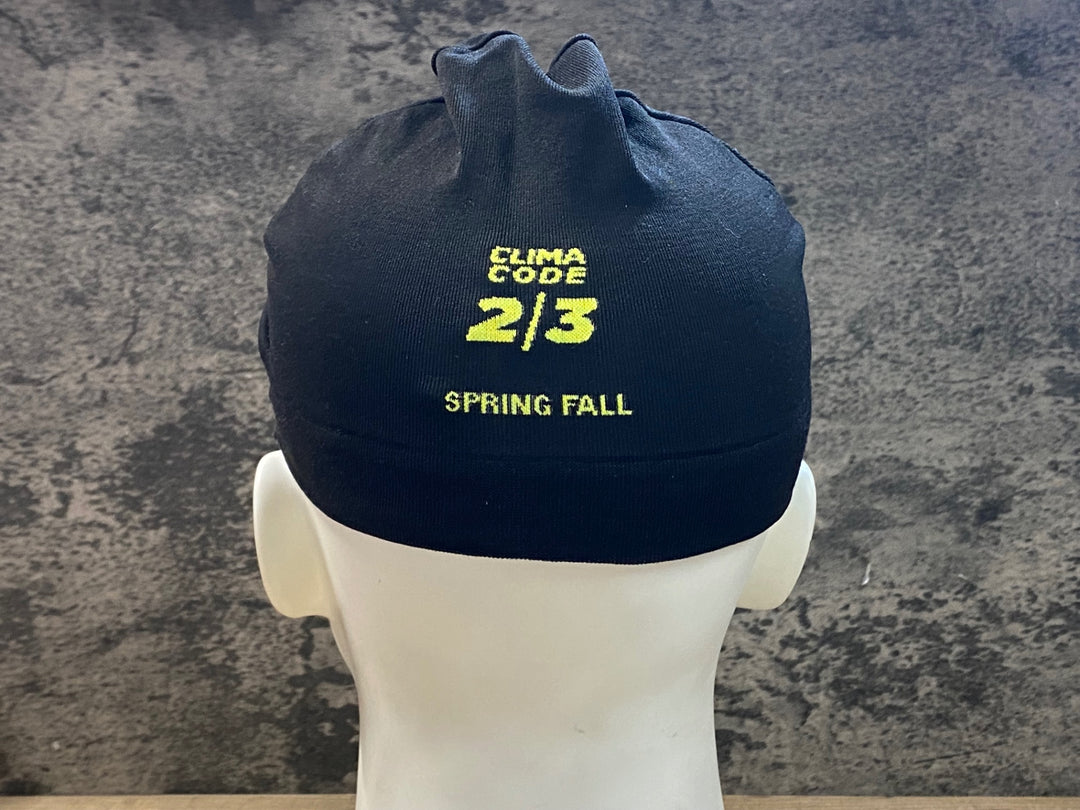JV841 アソス ASSOS roboFoil CLIMACODE 2/3 SPRING FALL サイクルキャップ ビーニー 黒 Ⅰ