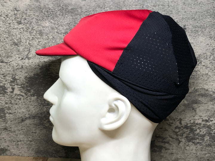 JP856 スポーツフル sportful サイクルキャップ 黒 赤 ワンサイズ 裏起毛 GORE-TEX INFINIUM