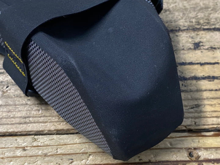 KQ390 アピデュラ APIDURA サドルバッグ グレー