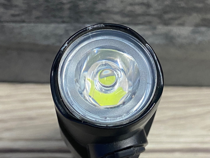 KK089 キャットアイ CATEYE VOLT800 フロントライト ※点灯確認済み、マウント付属