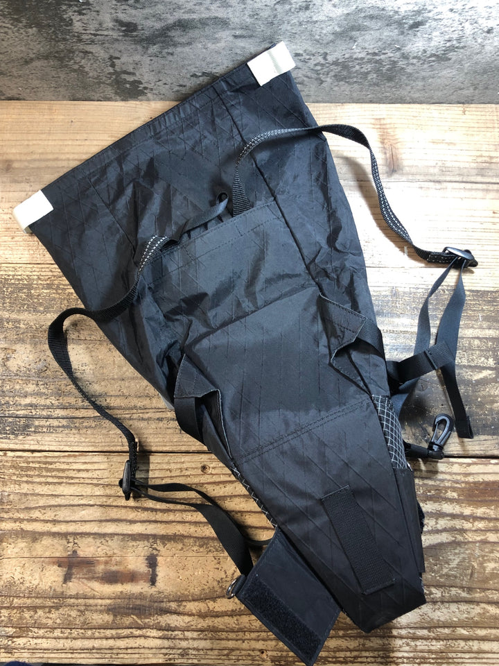 JW357 ロウロウマウンテンワークス RawLow Mountain Works サドルバッグ 黒