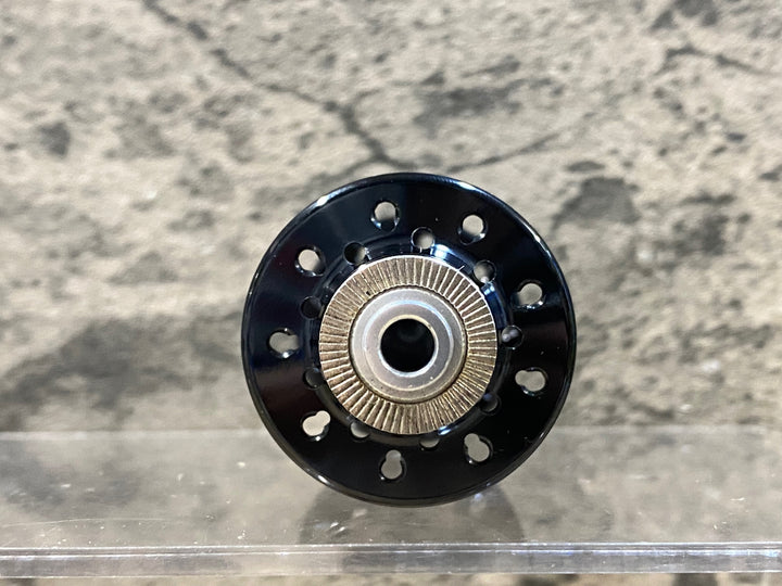 JY196 TNi エボリューションライト フロントハブ 100mm 18H