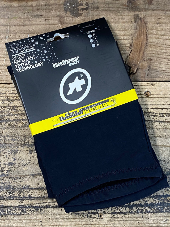 JQ184 アソス assos kneeWarmer EVO7 ニーウォーマー 黒 1 裏起毛
