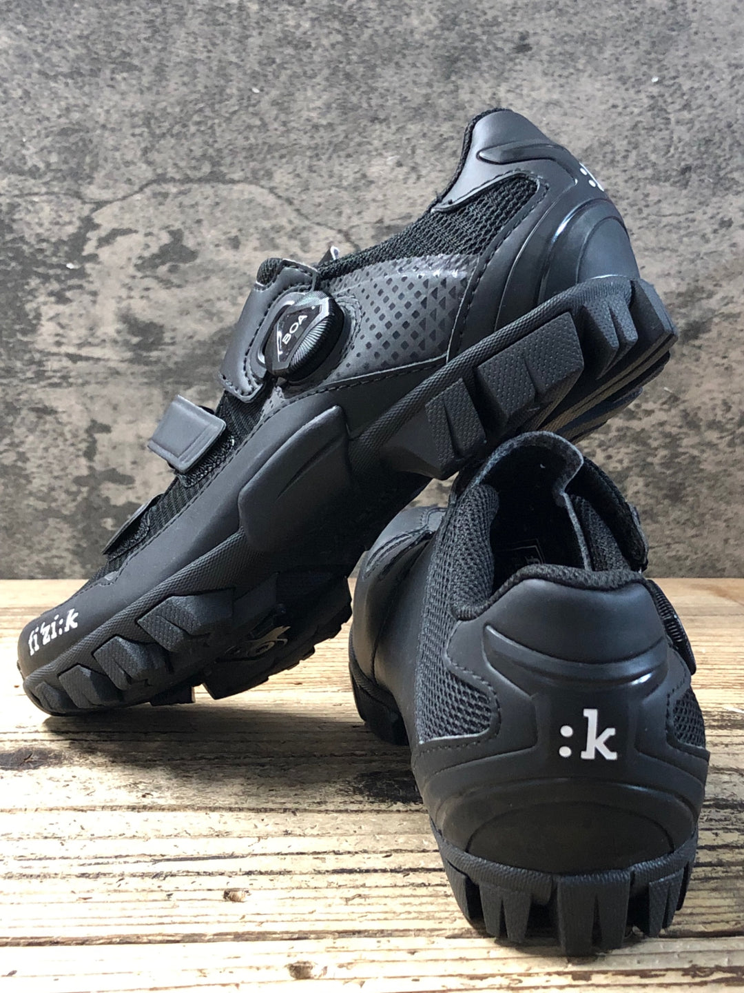 KG386 フィジーク FIZIK M6 MTB shoes ビンディングシューズ 黒 SPD EU38 ※ペン字あり