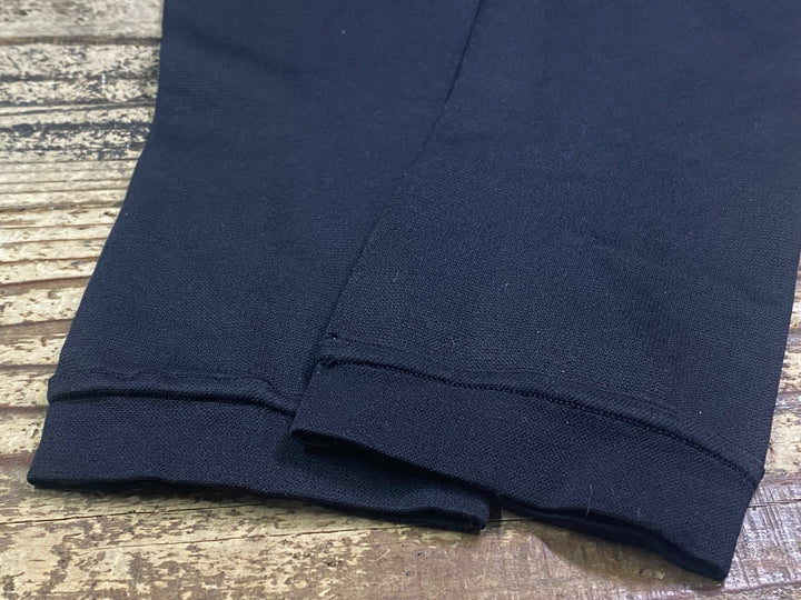 JL086 アソス assos ASSOSOIRES レッグカバー 黒 ※サイズ不明
