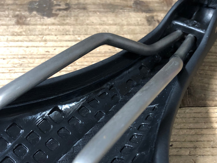 KF435 セライタリア selle italia ミラノ フライト ボニー MILANO FLITE BONNIE サドル 黒 チタンレール