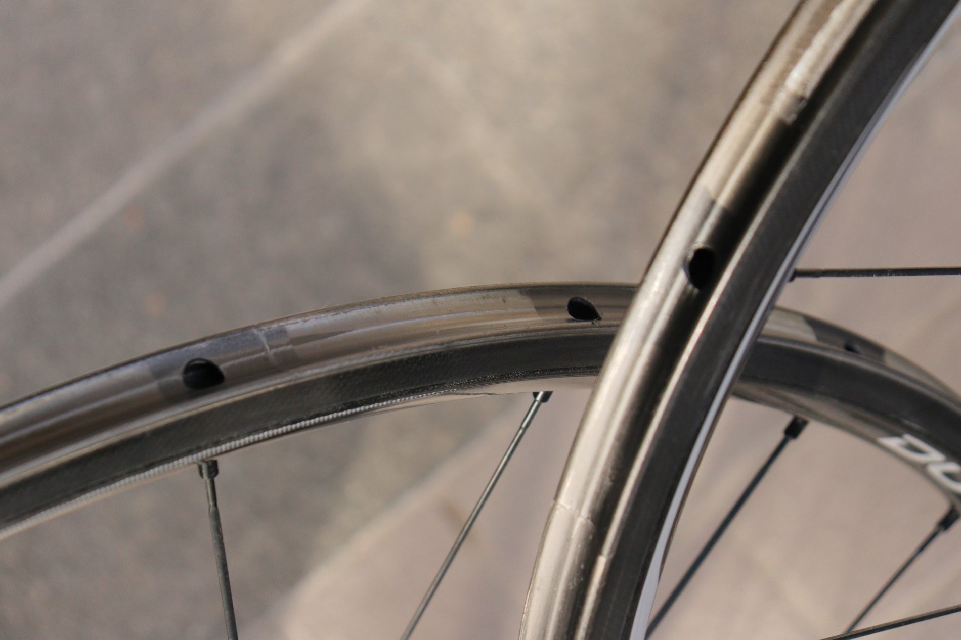 シマノ SHIMANO デュラエース DURA-ACE WH-9000-C24 TU カーボン