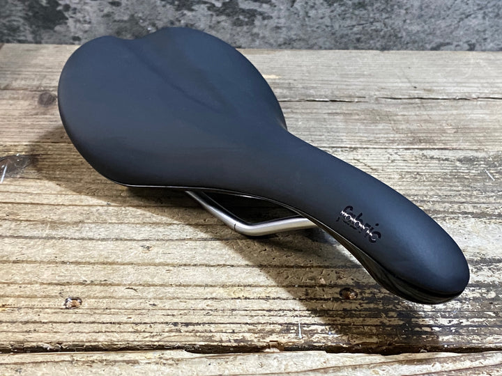 KC320 ファブリック fabric SCOOP ELITE RADIUS サドル 黒 140mm