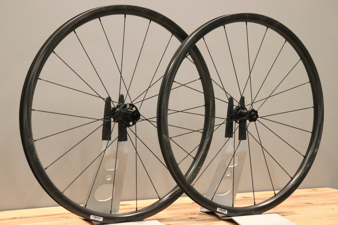 未使用 エレリサーチ ERE RESEARCH ジーナス GENUS SL30 DISC シマノ11S/12S カーボン チューブレスレディ ホイールセット 21C 【仙台店】