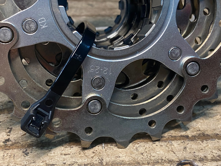 IX643 シマノ SHIMANO 105 CS-5700 スプロケット 12-25T 10S