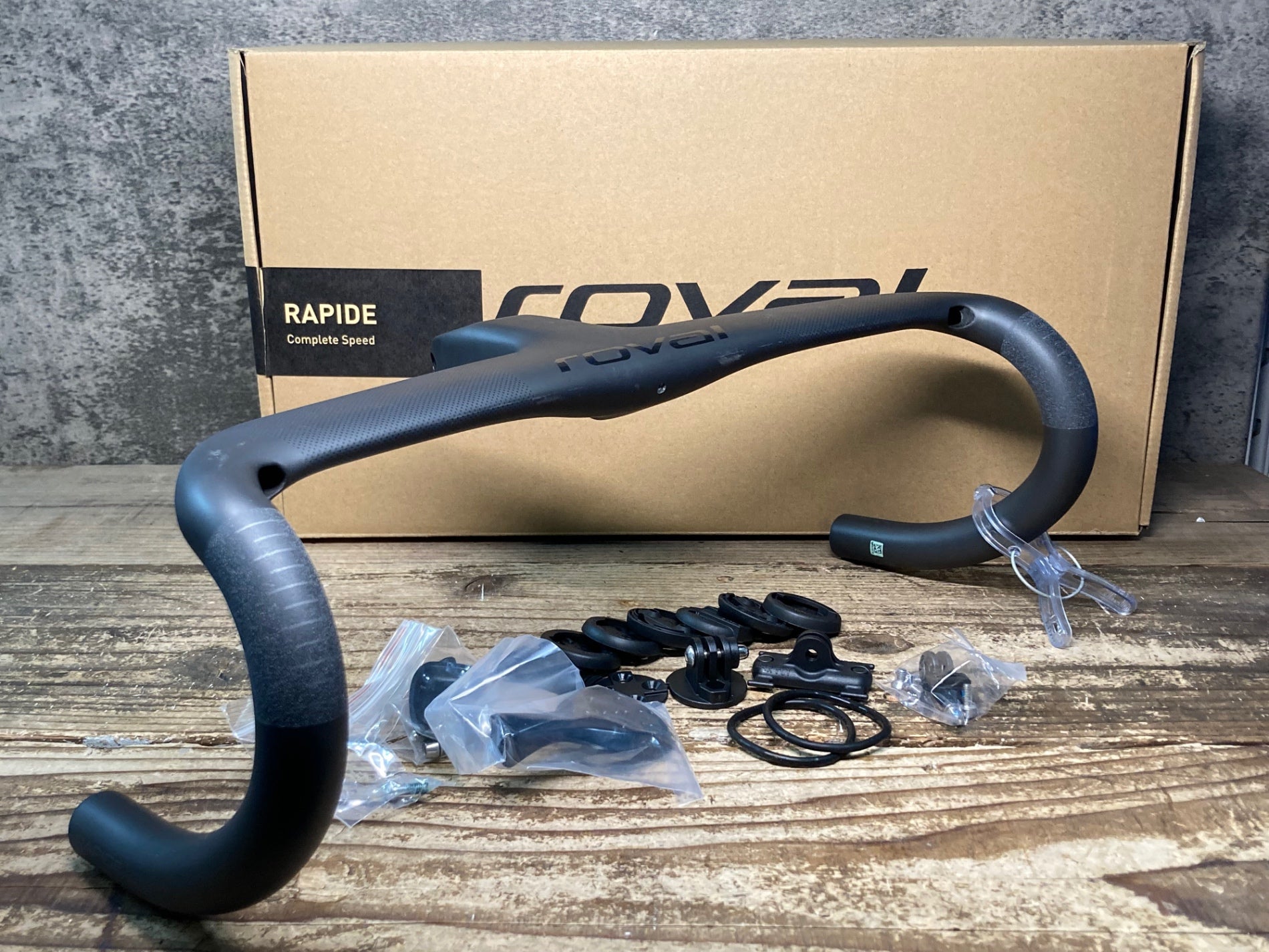 JM375 ロヴァール ROVAL RAPIDE RD COCKPIT 一体型 カーボン ドロップ