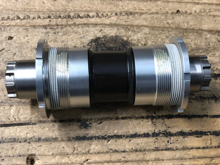 KO833 シマノ SHIMANO BB-7700 ボトムブラケット BB