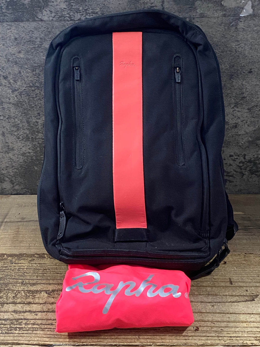 KM388 ラファ Rapha BACKPACK リュック バックパック 黒 ピンク