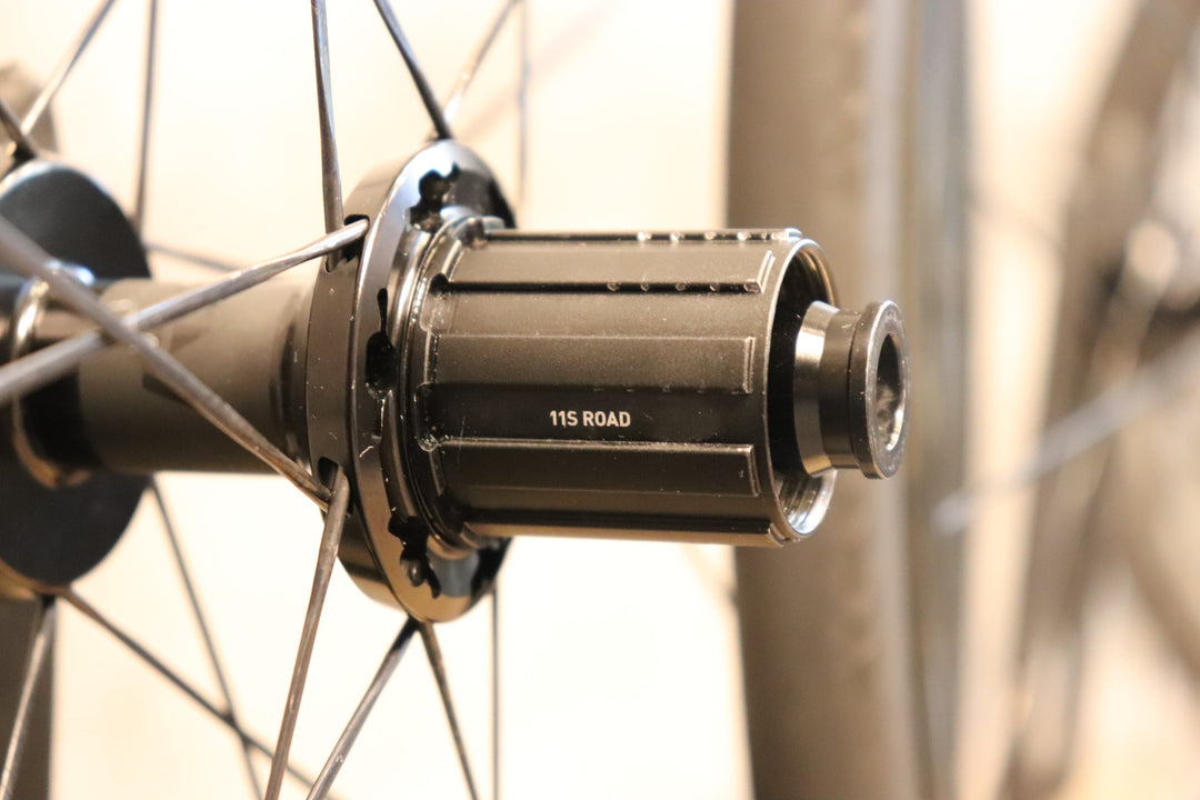 ボントレガー BONTRAGER アイオロス AEOLUS RSL 37 TLR カーボン チューブレスレディ ホイールセット シマノ12S/11S 【さいたま浦和店】