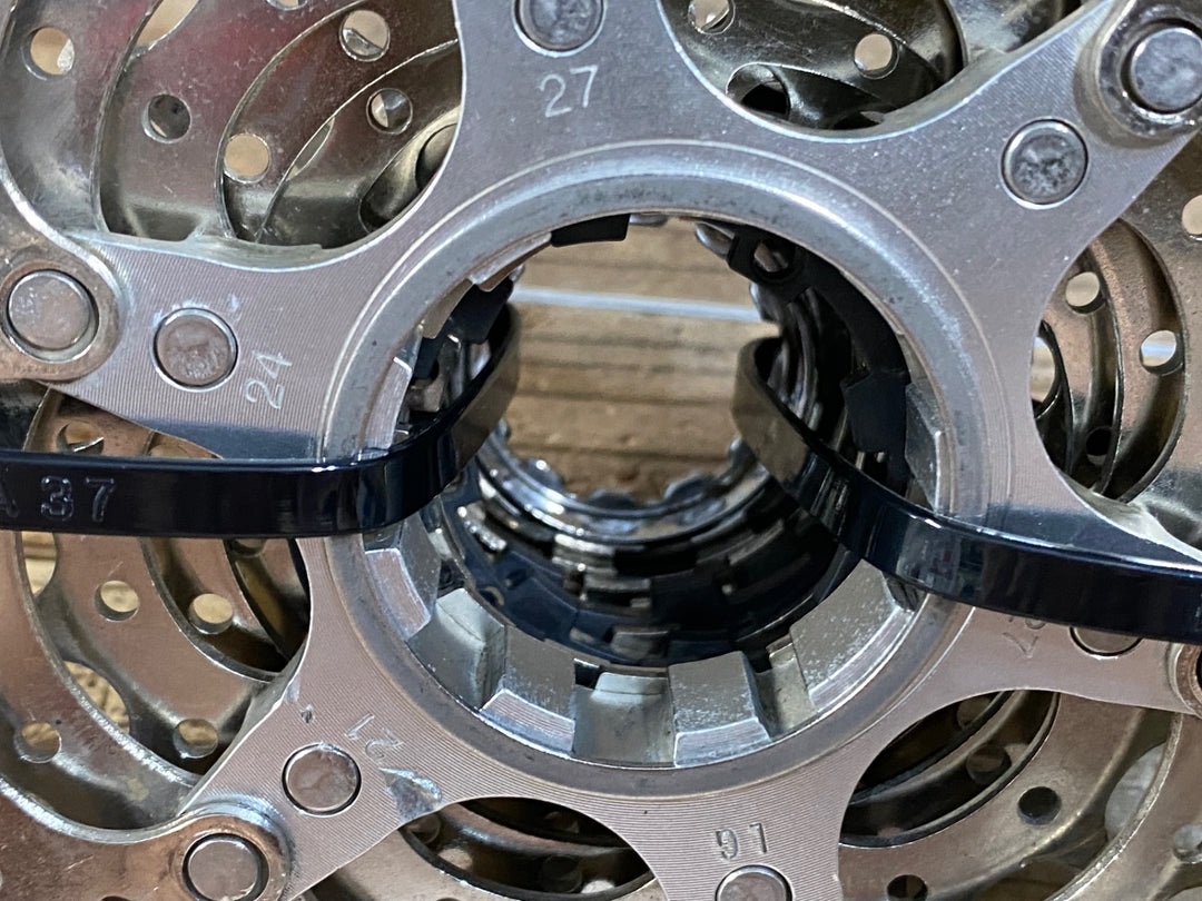 JN512 シマノ SHIMANO 105 CS-5700 スプロケット 12-27T 10S