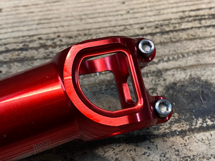 JO829 TUNE Geiles Teil 4.0 Stem アルミ ステム 赤 85mm Φ31.8 OS