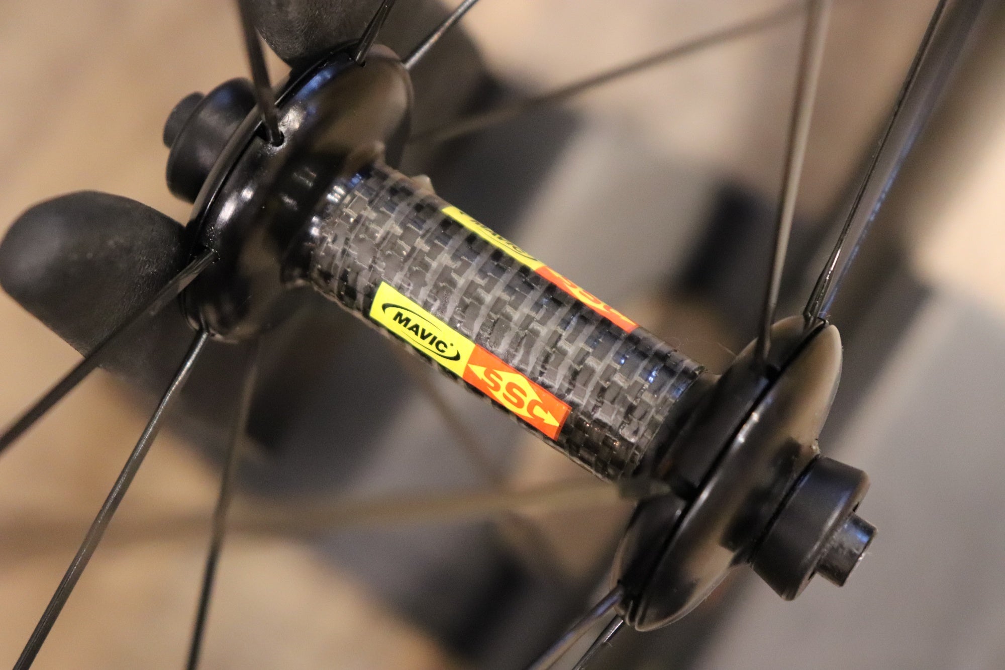 マヴィック MAVIC COSMIC CXR80 カーボン チューブラー シマノ 12/11S