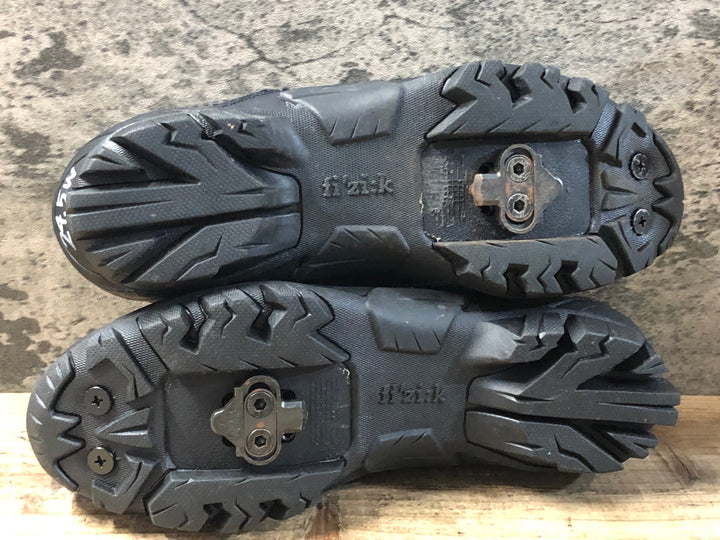 KG403 フィジーク FIZIK M6 MTB shoes ビンディングシューズ 黒 SPD EU38.5 ※ペン字あり
