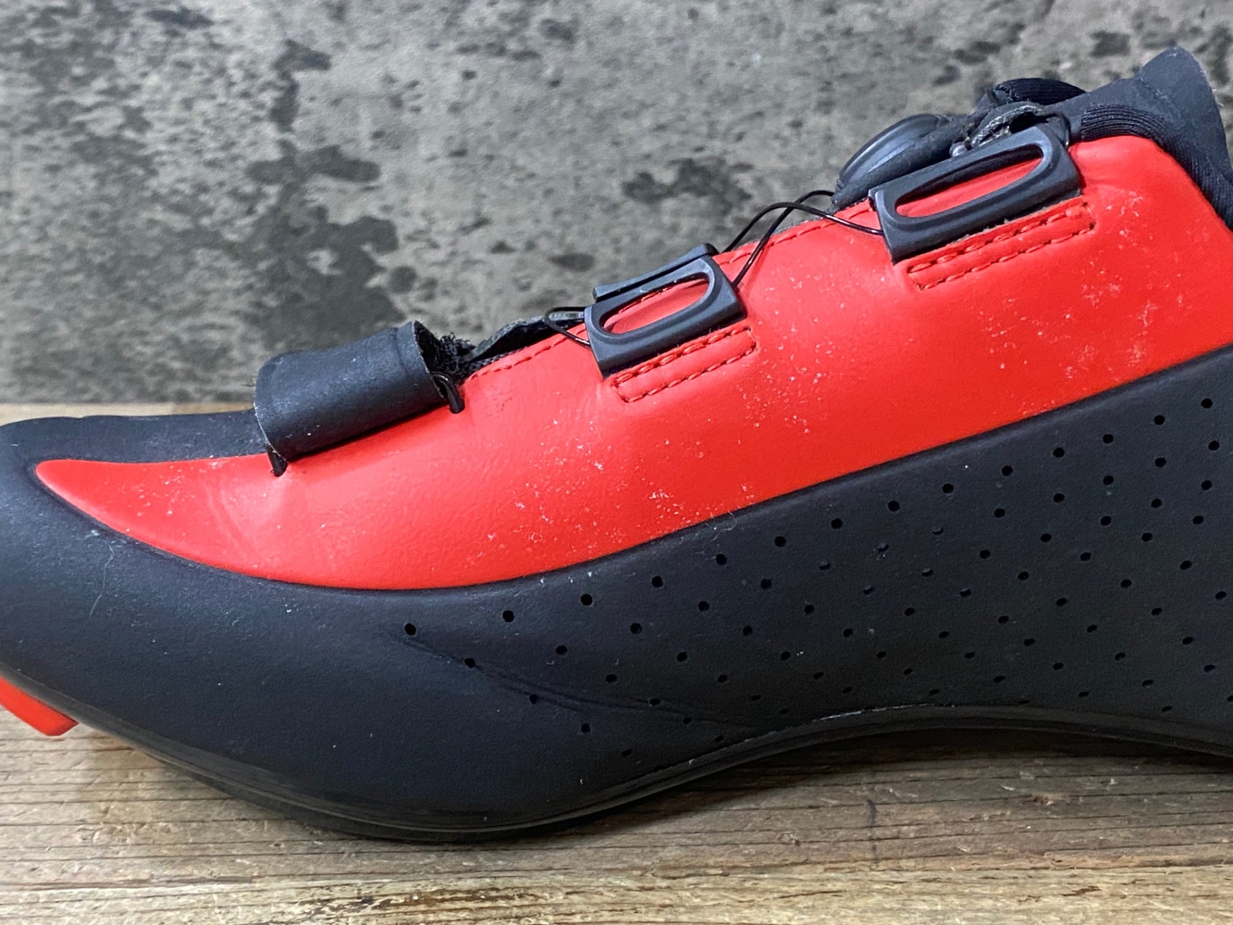 JZ404 フィジーク fizik R5 ビンディングシューズ EU41 SPD-SL 赤