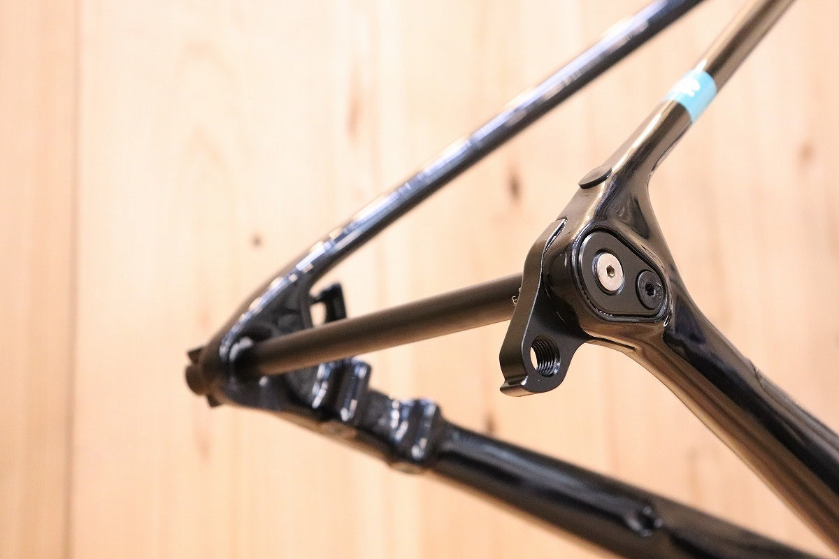 訳ありカーボンフレームセット CHAPTER 2 TERE ⚠️説明欄必読 訳ありカーボンフレームセット CHAPTER 2 TERE ⚠️説明欄必読 訳あり