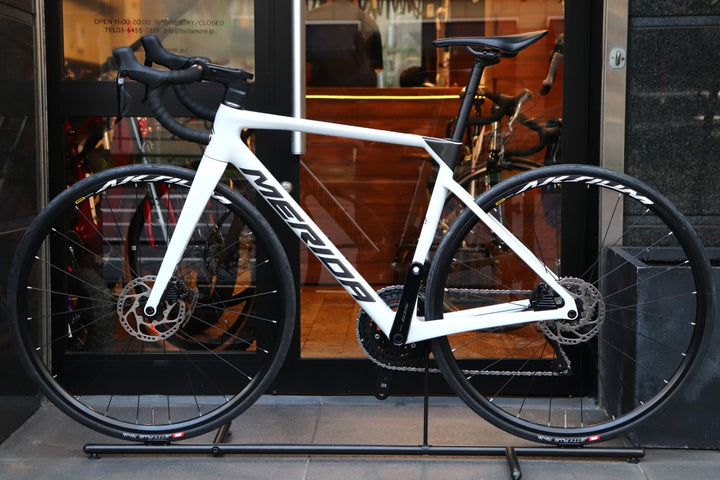 メリダ MERIDA スクルトゥーラ SCULTURA 6000 2022モデル 48サイズ シマノ 105 R7170 Di2 12S カーボン ロードバイク 【東京南麻布店】
